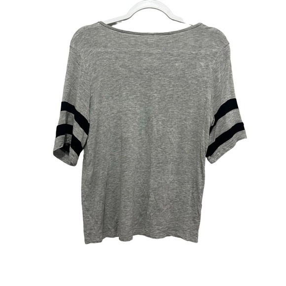 Caution To The Wind Loose Fit Strappy V-neck Short Sleeve Tee MED - Picture 4 of 9